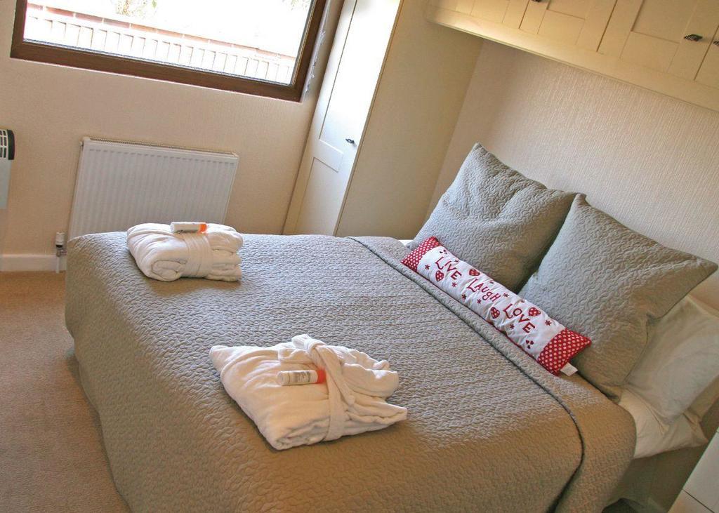 Weston Wood Lodges เมลเบิร์น ภายนอก รูปภาพ