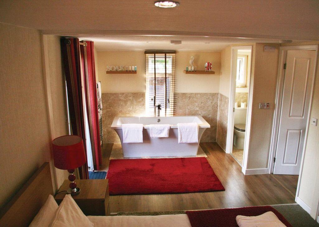 Weston Wood Lodges เมลเบิร์น ภายนอก รูปภาพ